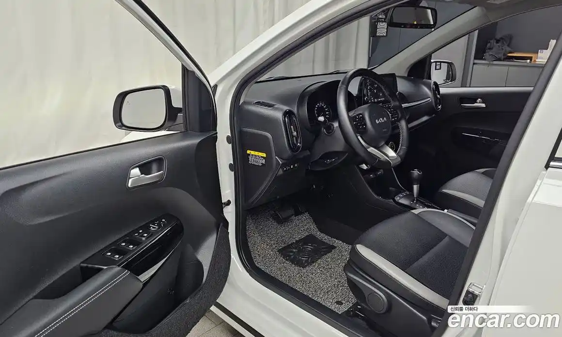 Kia Morning 2023 1.0 Автомат в Москве № 1172950, фото 10