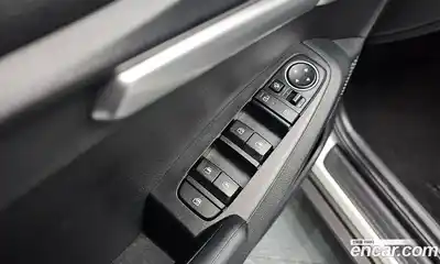 Kia Seltos 2023 2.0 гидро в Москве № 1172957, миниатюра 12
