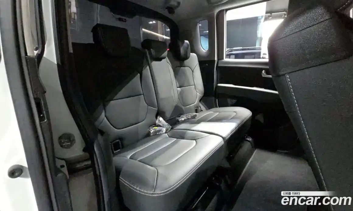 Kia Ray 2023 1.0 Автомат в Москве № 1172968, фото 12