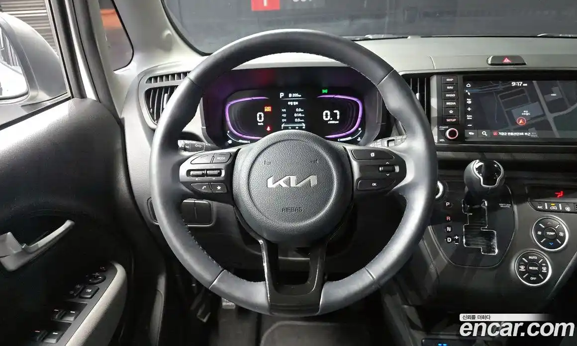 Kia Ray 2023 1.0 Автомат в Москве № 1172968, фото 13