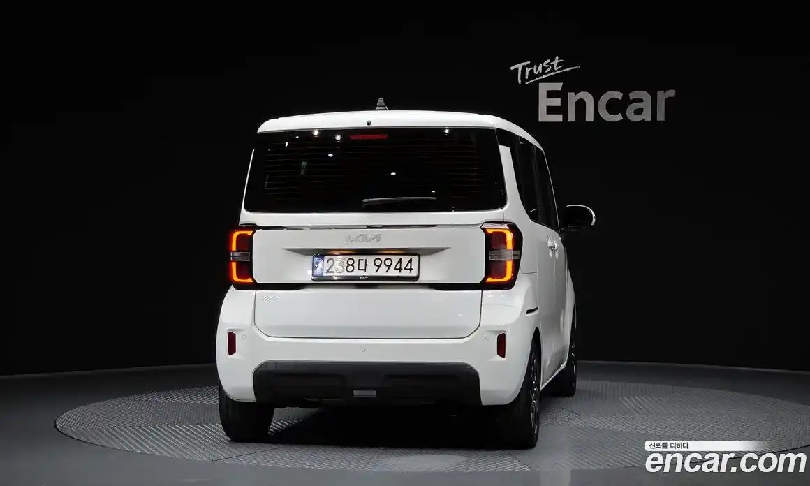 Kia Ray 2023 1.0 Автомат в Москве № 1172968, фото 4