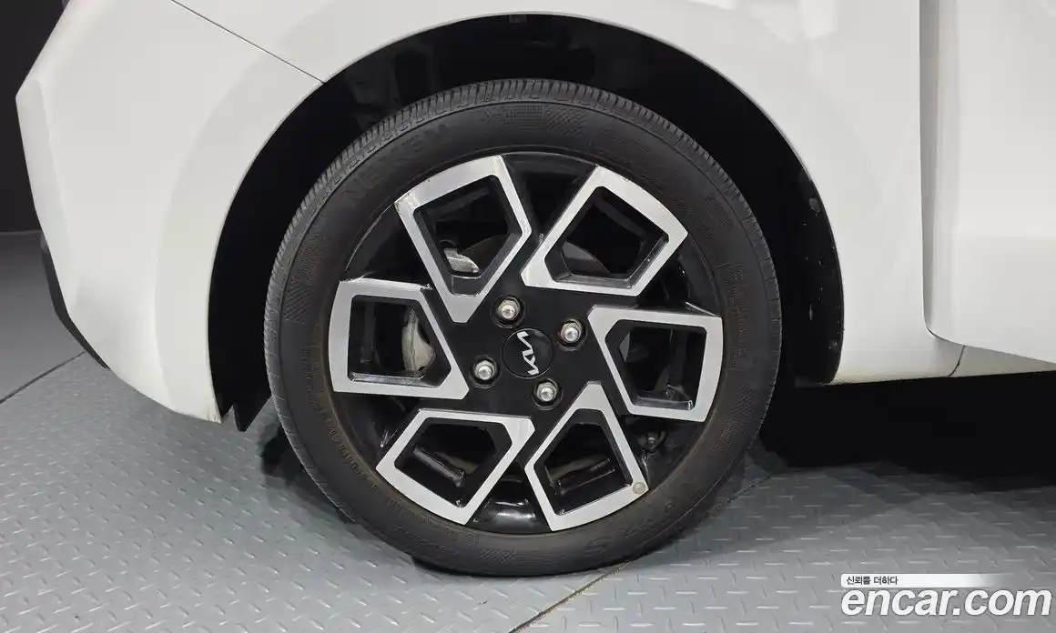 Kia Ray 2023 1.0 Автомат в Москве № 1172968, фото 5