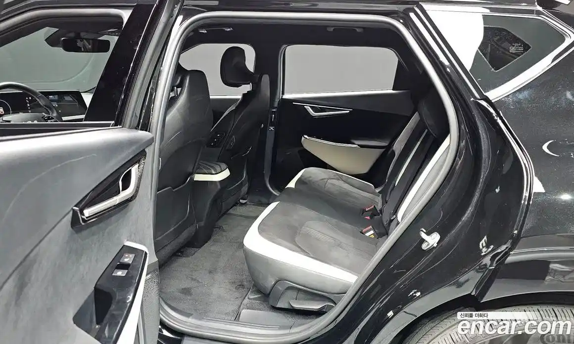 Kia EV6 2022 0.1 Автомат в Москве № 1172990, фото 12