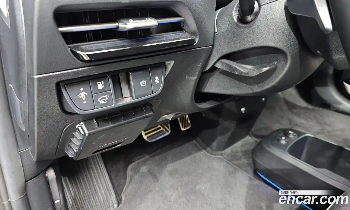 Kia EV6 2022 0.1 Автомат в Москве № 1172990, фото 13