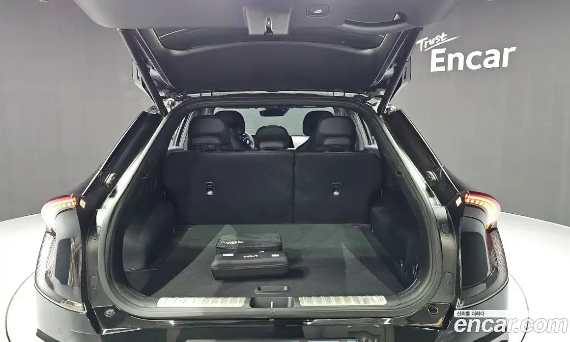 Kia EV6 2022 0.1 Автомат в Москве № 1172990, фото 20