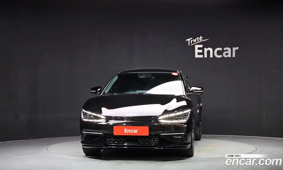 Kia EV6 2022 0.1 Автомат в Москве № 1172990, фото 3