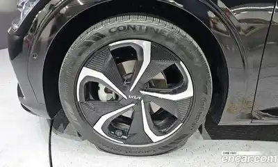 Kia EV6 2022 0.1 Автомат в Москве № 1172990, миниатюра 5