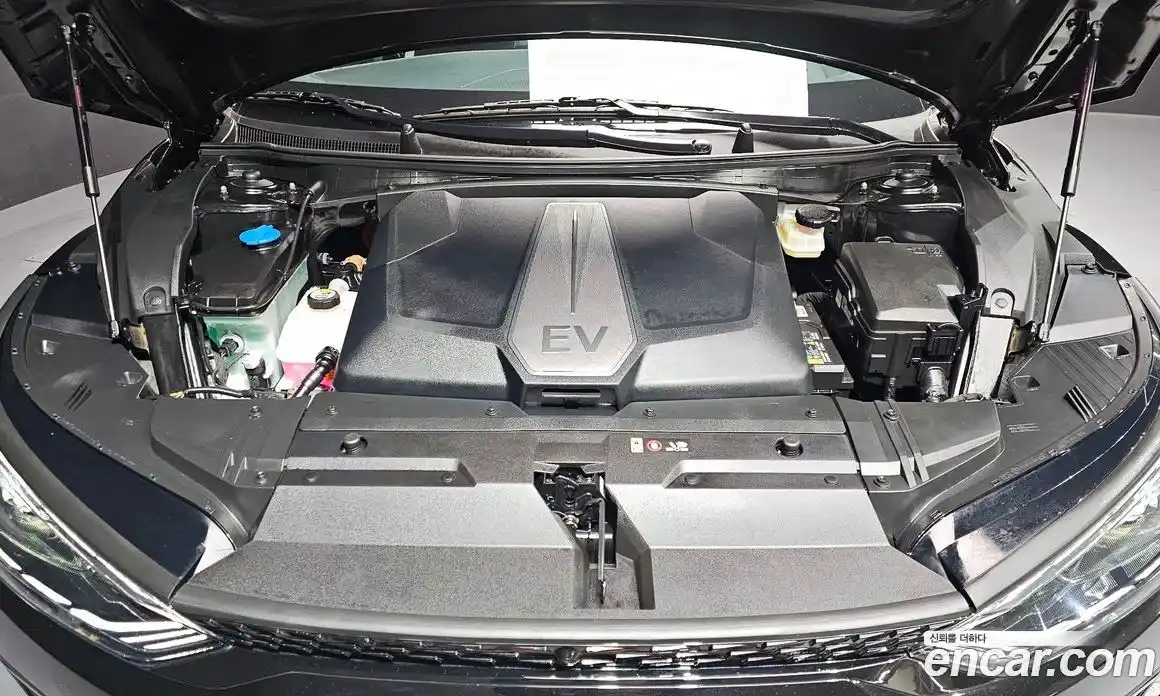 Kia EV6 2022 0.1 Автомат в Москве № 1172990, фото 6