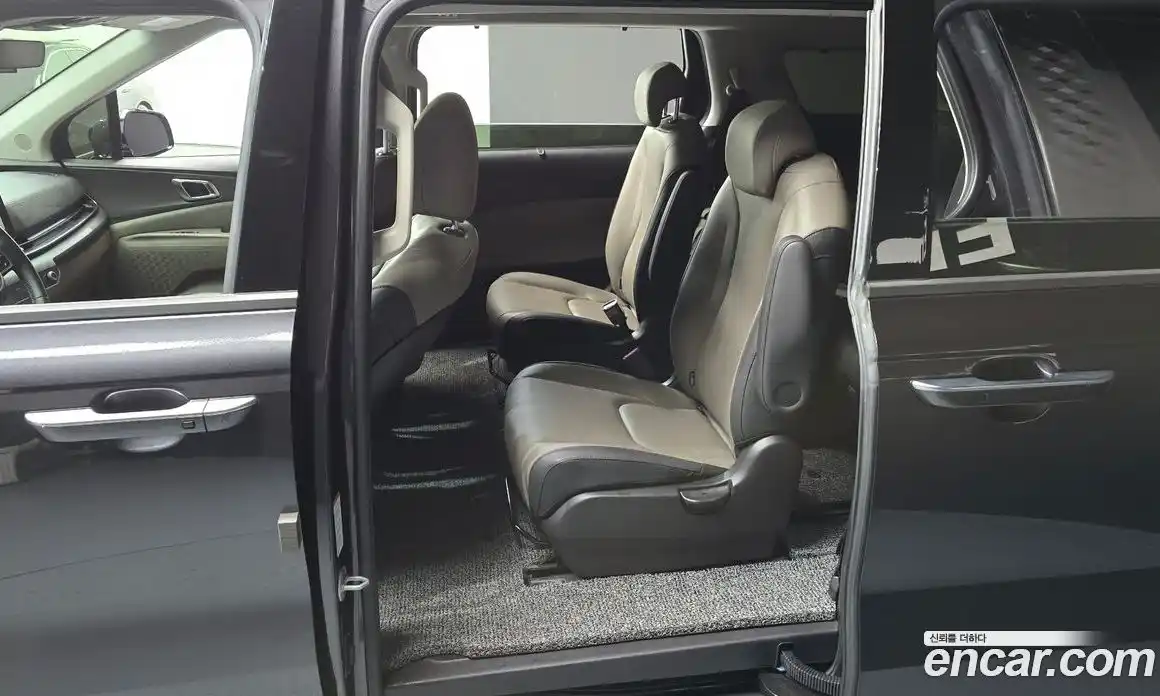 Kia Canival 2024 3.5 Автомат в Москве № 1173000, фото 11