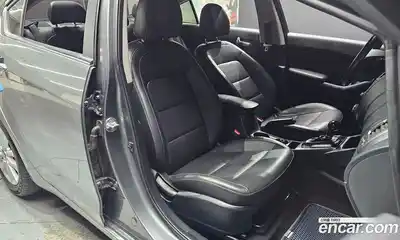 Kia K3 2016 1.6 Автомат в Москве № 1173003, миниатюра 11