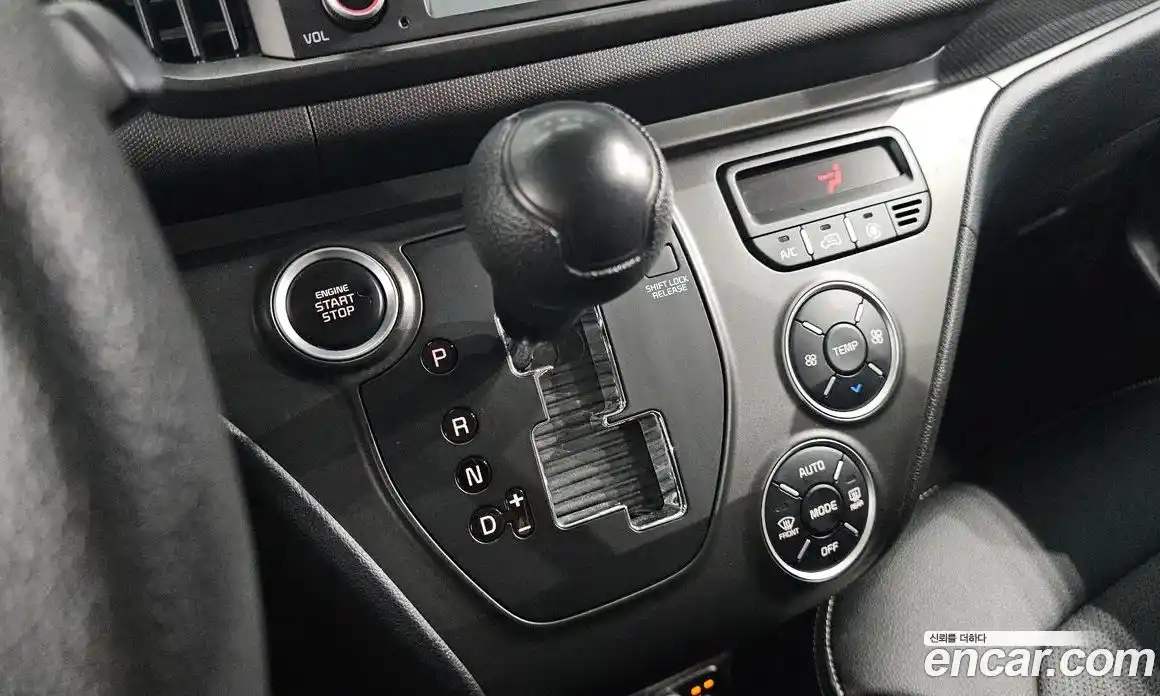 Kia Ray 2023 1.0 Автомат в Москве № 1173008, фото 9