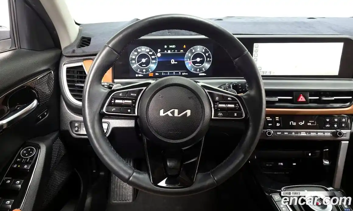 Kia Seltos 2024 1.6 гидро в Москве № 1173027, фото 13