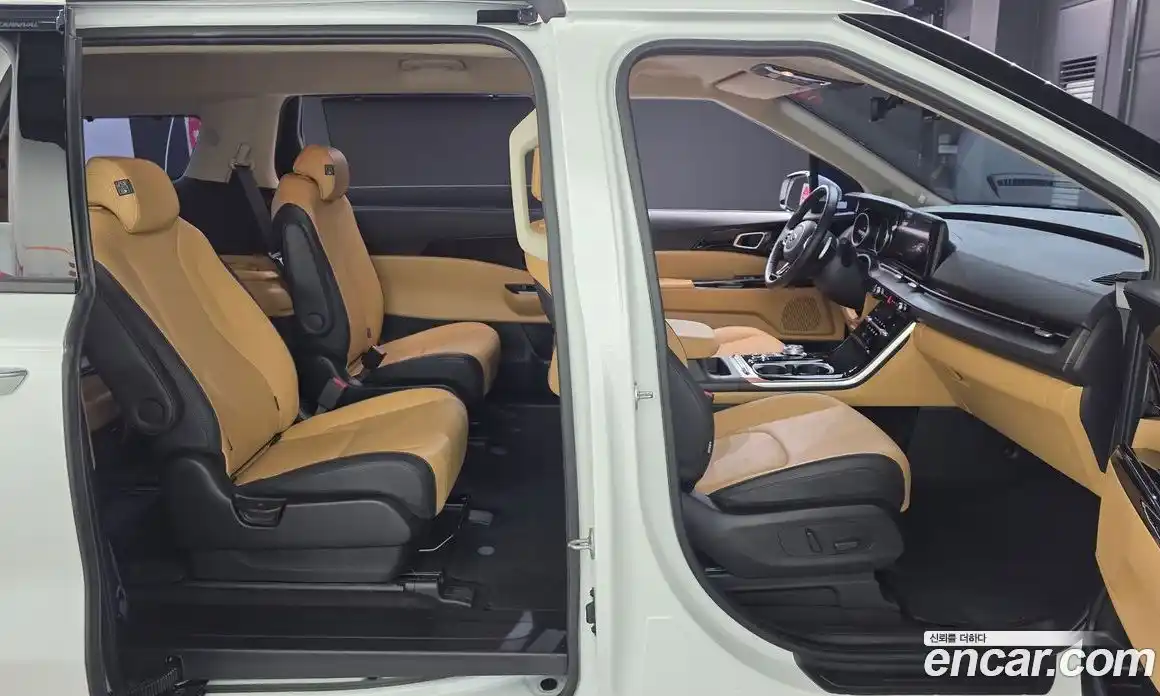 Kia Canival 2021 2.2 Автомат в Москве № 1173037, фото 20