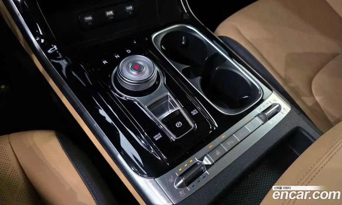 Kia Canival 2021 2.2 Автомат в Москве № 1173037, фото 9