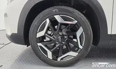 Kia Seltos 2023 2.0 гидро в Москве № 1173068, миниатюра 5