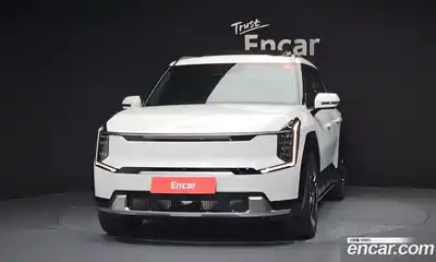 Kia EV9 2023 0.2 Автомат в Москве № 1173087, миниатюра 3