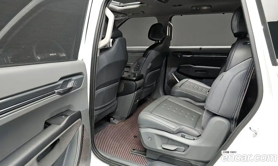 Kia EV9 2023 0.2 Автомат в Москве № 1173087, фото 10