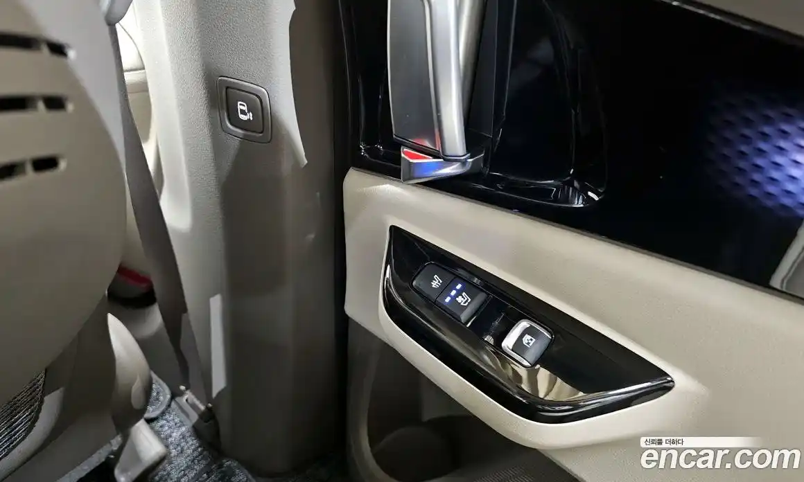 Kia Canival 2023 3.5 Автомат в Москве № 1173089, фото 17