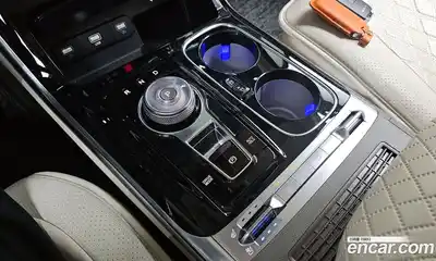 Kia Canival 2023 3.5 Автомат в Москве № 1173089, миниатюра 9