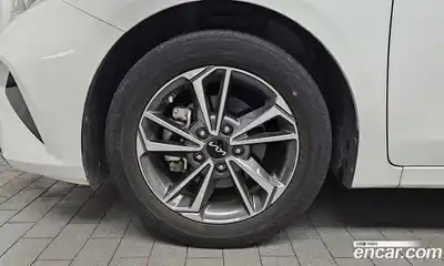 Kia K3 2022 1.6 Автомат в Москве № 1173091, миниатюра 5