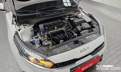 Kia K3 2022 1.6 Автомат в Москве № 1173091, миниатюра 6