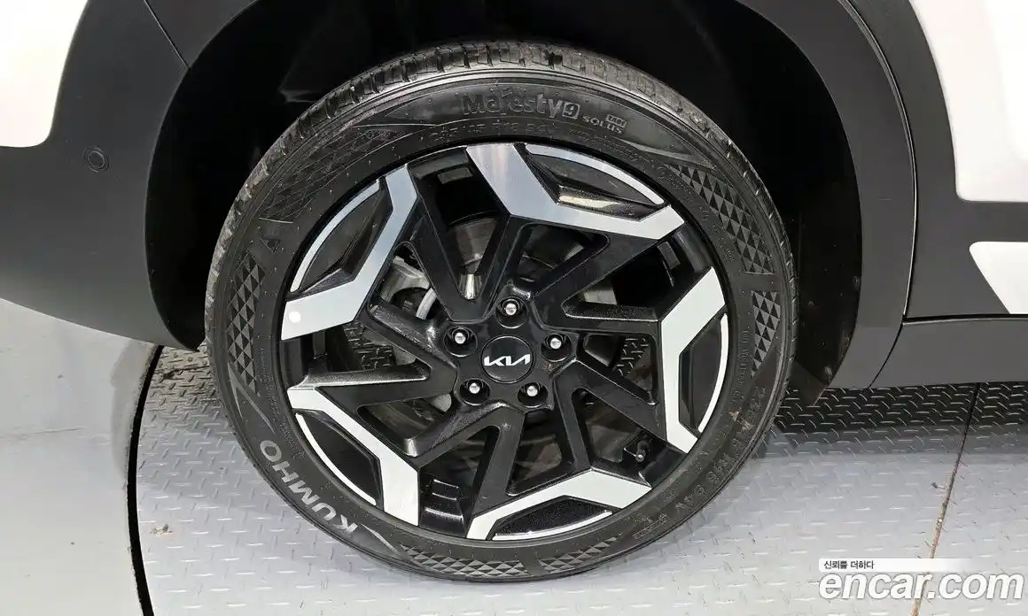 Kia Seltos 2024 1.6 Автомат в Москве № 1173116, фото 5