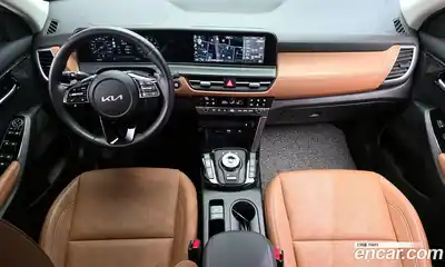 Kia Seltos 2024 1.6 Автомат в Москве № 1173116, миниатюра 7