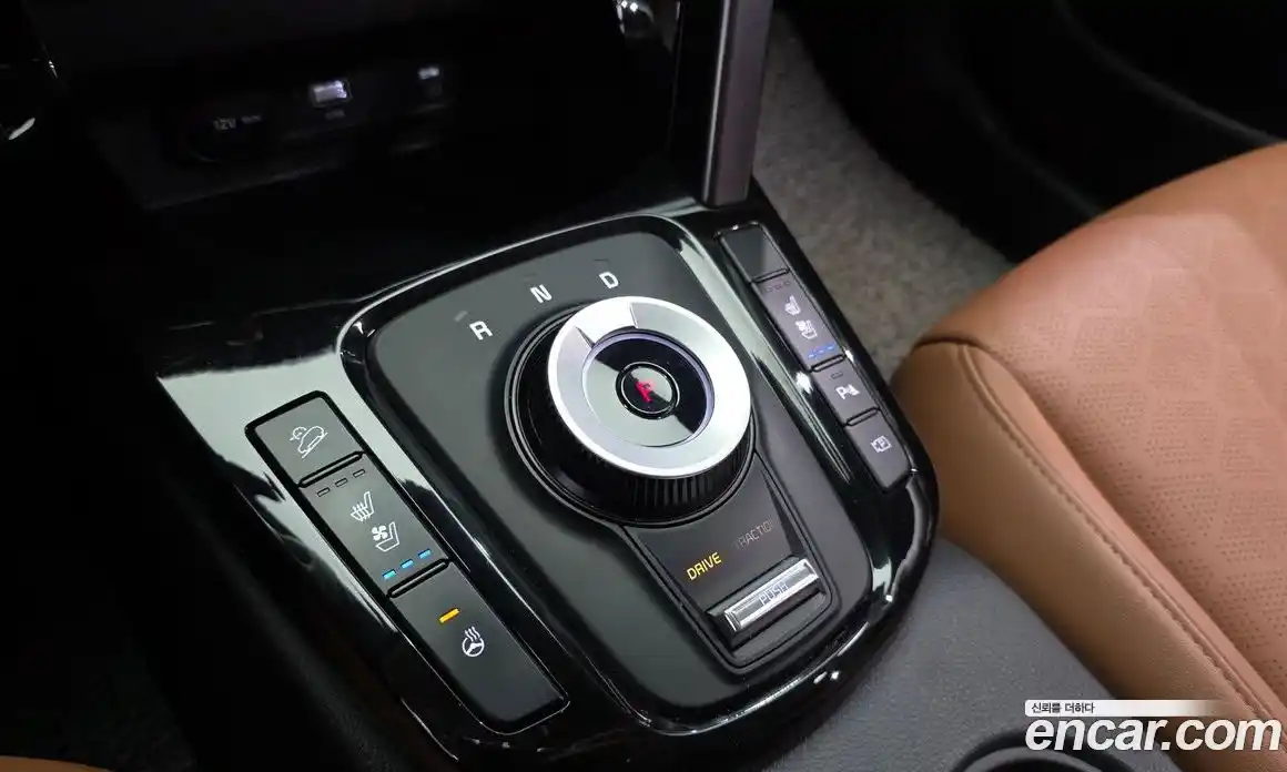 Kia Seltos 2024 1.6 Автомат в Москве № 1173116, фото 9