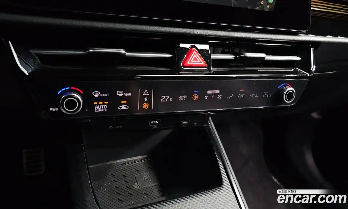 Kia Niro 2022 1.6 гидро в Москве № 1173118, фото 17