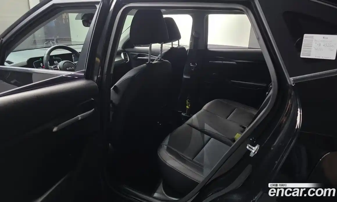 Kia Seltos 2023 1.6 Автомат в Москве № 1173162, фото 11