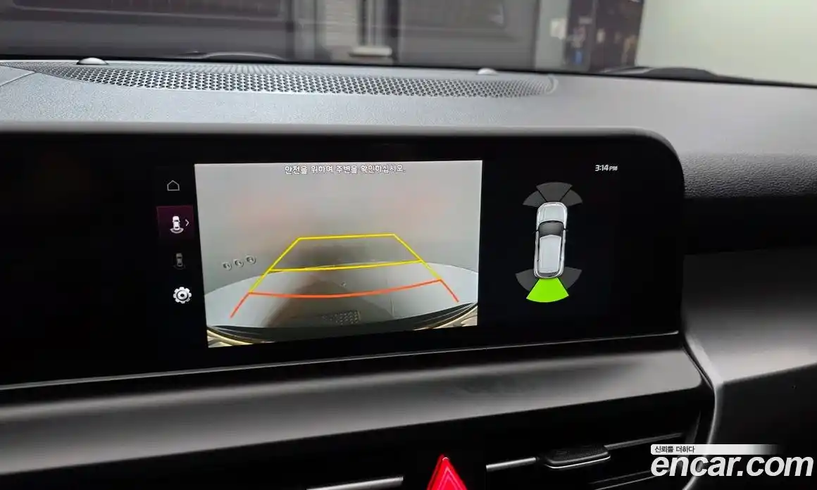 Kia Seltos 2023 1.6 Автомат в Москве № 1173162, фото 17