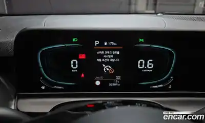 Kia Seltos 2023 1.6 Автомат в Москве № 1173162, миниатюра 8