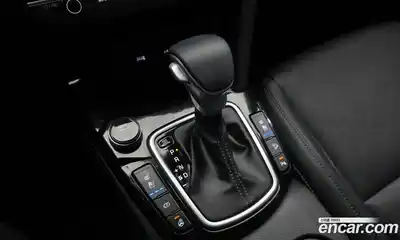 Kia Seltos 2023 1.6 Автомат в Москве № 1173162, миниатюра 9