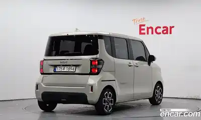 Kia Ray 2023 1.0 Автомат в Москве № 1173168, миниатюра 2