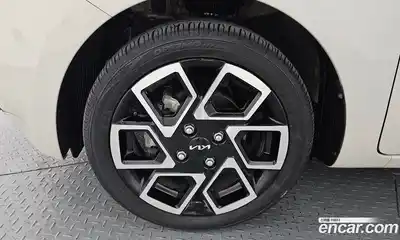 Kia Ray 2023 1.0 Автомат в Москве № 1173168, миниатюра 5