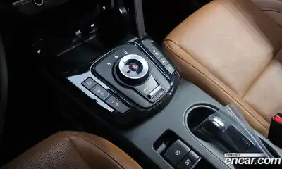 Kia Seltos 2024 1.6 Автомат в Москве № 1173170, миниатюра 9