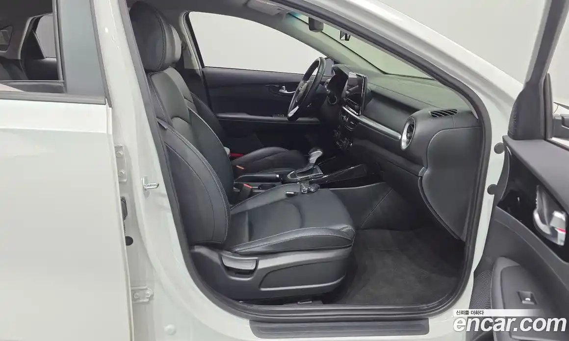 Kia K3 2023 1.6 Автомат в Москве № 1173177, фото 11