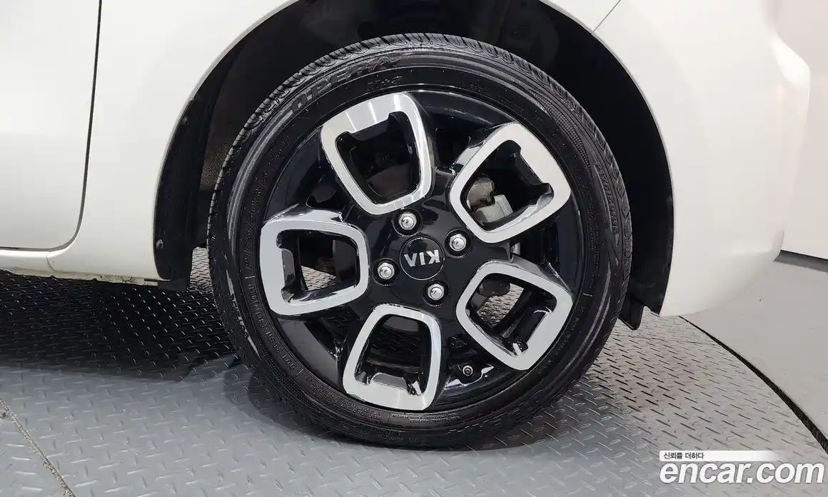 Kia Ray 2018 1.0 Автомат в Москве № 1173184, фото 5