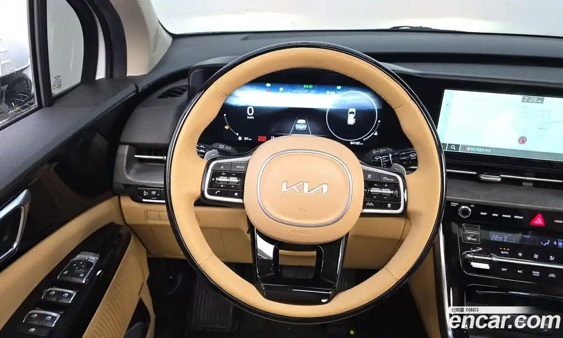 Kia Canival 2023 3.5 гидро в Москве № 1173193, фото 13