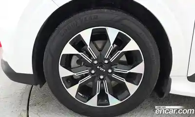 Kia Canival 2023 3.5 гидро в Москве № 1173193, миниатюра 5