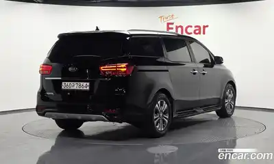 Kia Canival 2020 2.2 Автомат в Москве № 1173215, миниатюра 2