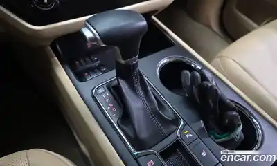 Kia Canival 2020 2.2 Автомат в Москве № 1173215, миниатюра 9