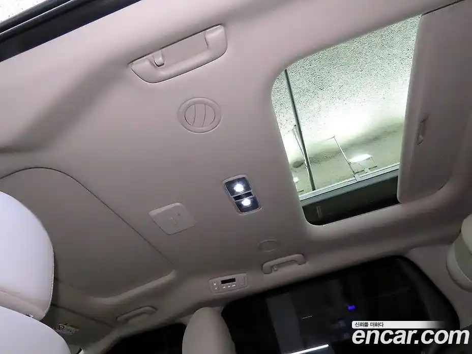 Kia Canival 2024 1.6 Автомат в Москве № 1173234, фото 14