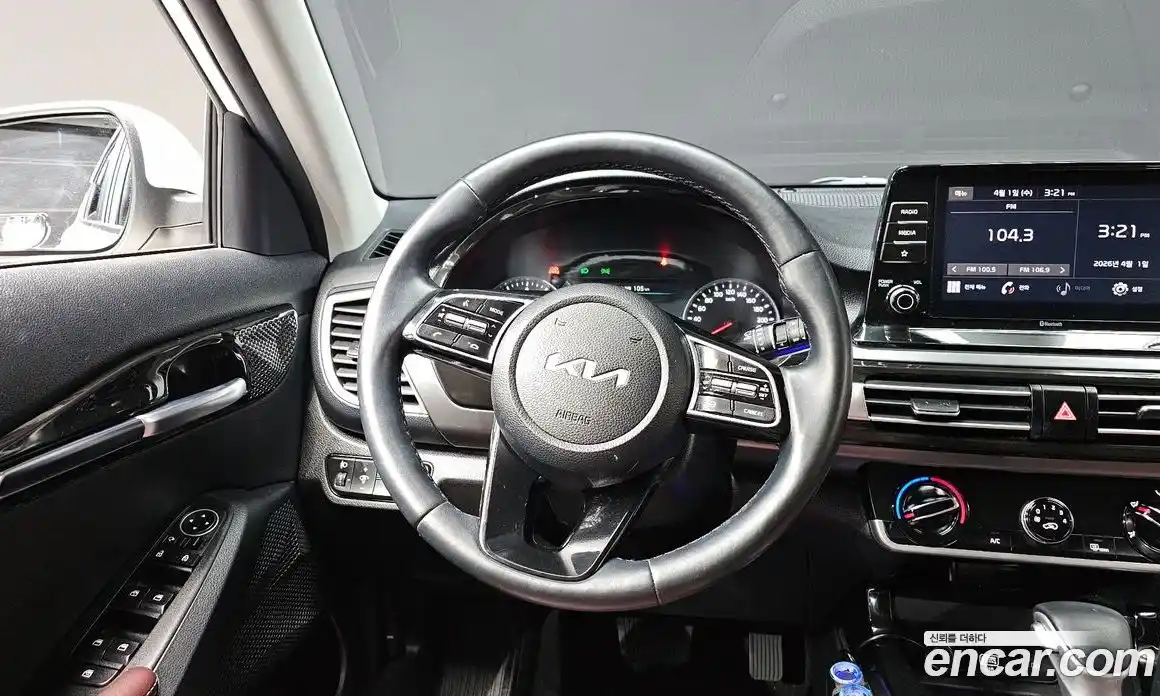 Kia Seltos 2022 1.6 Автомат в Москве № 1173253, фото 13