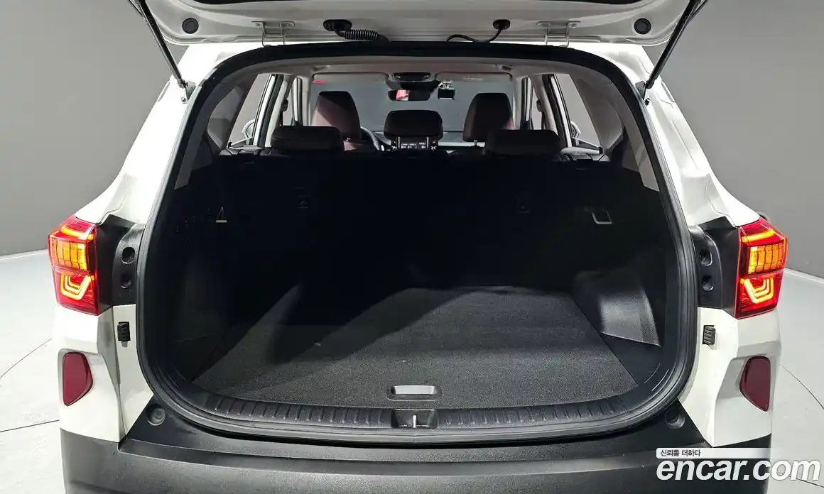 Kia Seltos 2022 1.6 Автомат в Москве № 1173253, фото 20