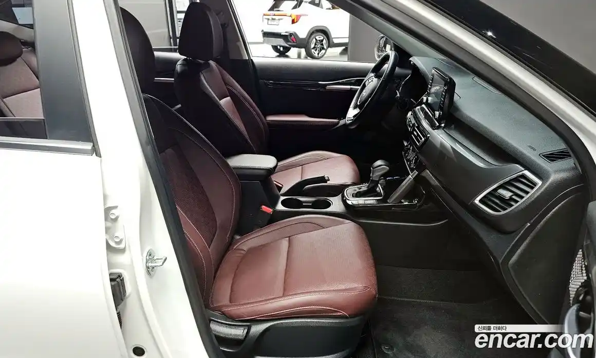 Kia Seltos 2022 1.6 Автомат в Москве № 1173253, фото 10