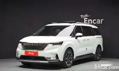 Kia Canival 7-Seater Noblesse