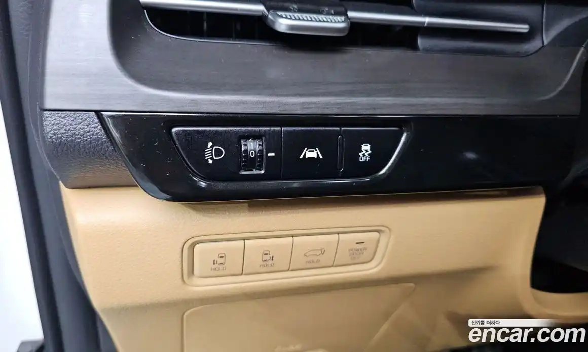 Kia Canival 2023 2.2 Автомат в Москве № 1173260, фото 16