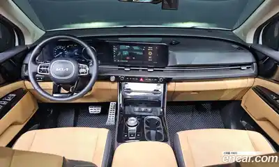 Kia Canival 2023 2.2 Автомат в Москве № 1173260, миниатюра 7