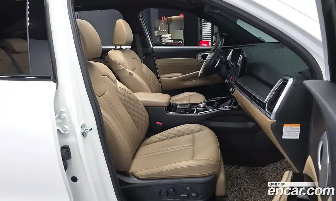 Kia Sorento 2023 1.6 Автомат в Москве № 1173279, фото 11